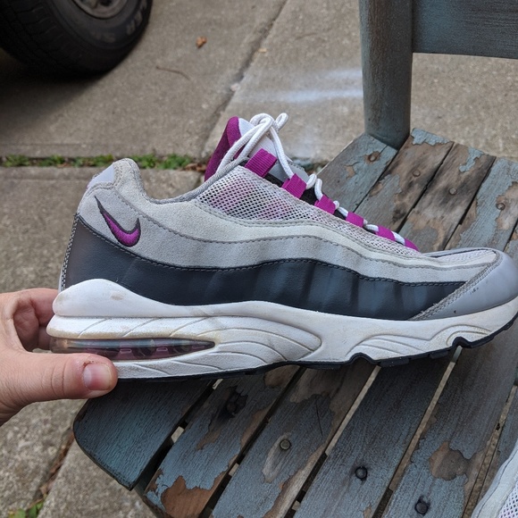 womens nike sneakers size 10